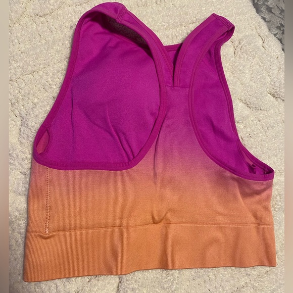 VS PINK | ombré sports bra size M - Picture 5 of 5